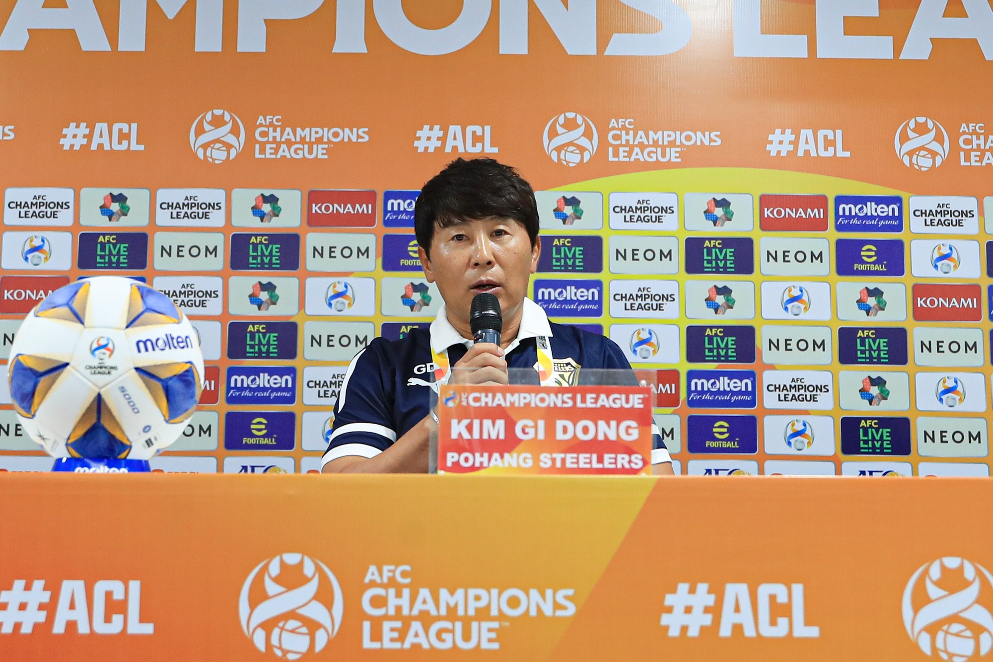 Văn Quyết khẳng định H&agrave; Nội FC kh&ocirc;ng e ngại Pohang Steelers - Ảnh 3.