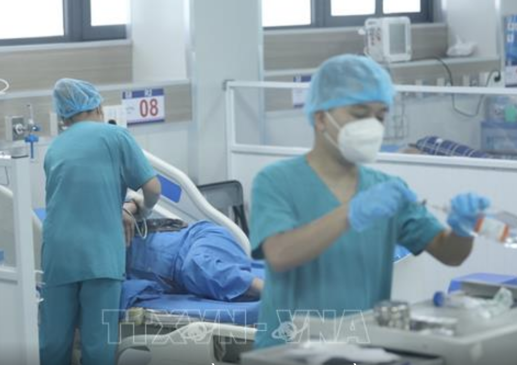 Dịch COVID-19 hôm nay: Giảm 3,5 lần trong 24 giờ qua