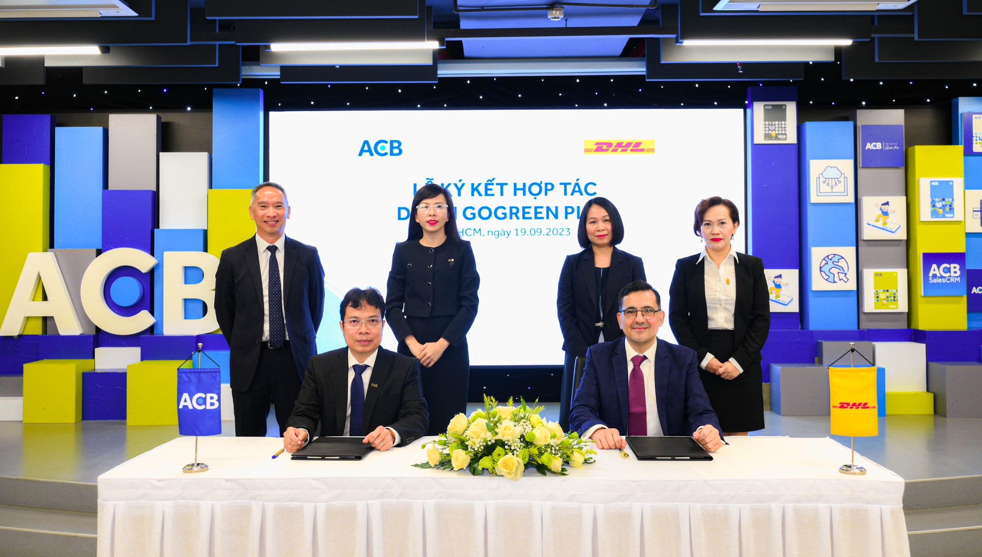 DHL Express v&agrave; ACB hợp t&aacute;c cắt giảm kh&iacute; thải carbon - Ảnh 1.