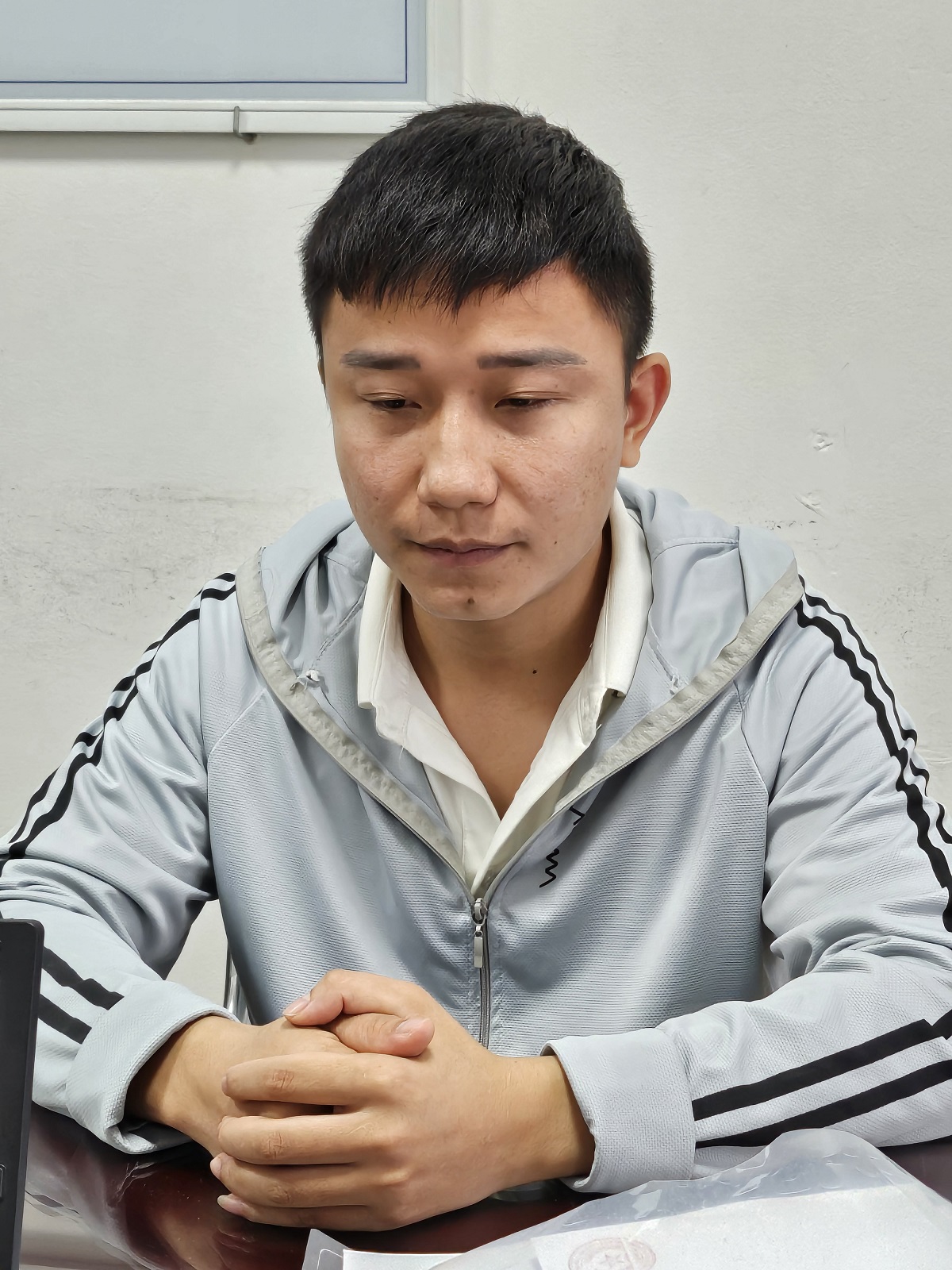 Game thủ giả danh nh&acirc;n vi&ecirc;n ng&acirc;n h&agrave;ng hỗ trợ cho vay vốn, chiếm đoạt hơn 8 tỉ đồng - Ảnh 3.