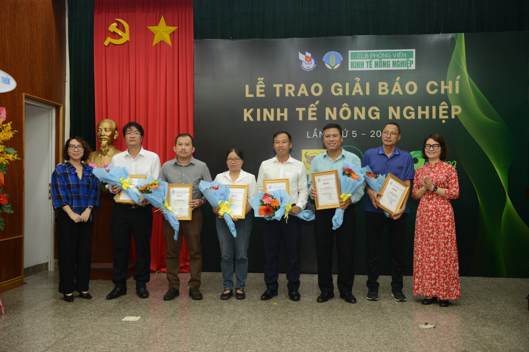B&aacute;o Người Lao Động đoạt giải 3 b&aacute;o ch&iacute; viết về n&ocirc;ng nghiệp - Ảnh 3.
