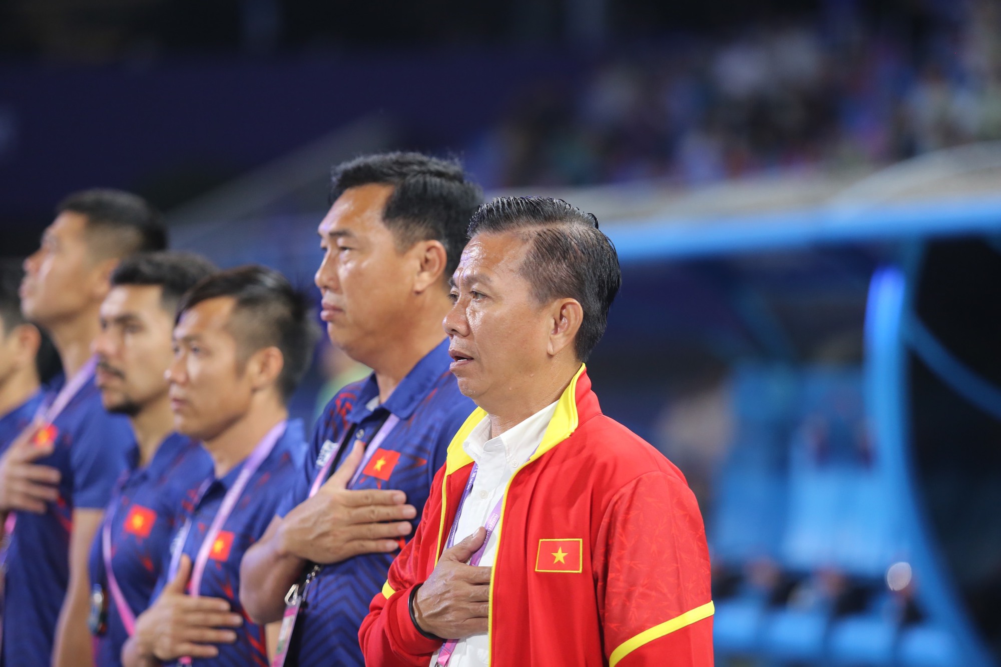 HLV Hoàng Anh Tuấn nói gì sau khi thua đậm Iran?
