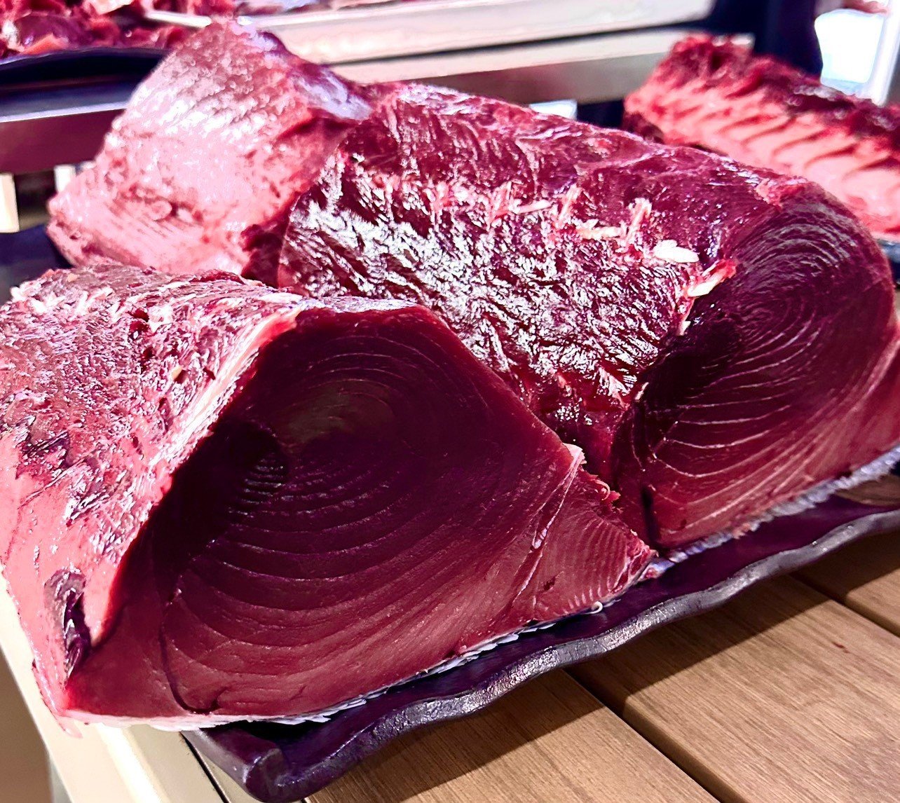 Nhiều nỗ lực đưa hải sản cao cấp tới thực kh&aacute;ch s&agrave;nh ăn - Ảnh 2.