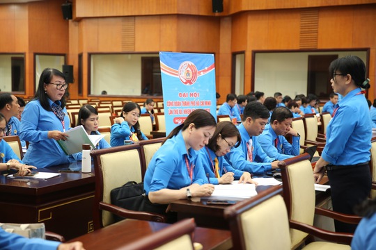 X&acirc;y dựng tổ chức C&ocirc;ng đo&agrave;n vững mạnh, xứng đ&aacute;ng l&agrave; chỗ dựa tin cậy của đo&agrave;n vi&ecirc;n - Ảnh 2.