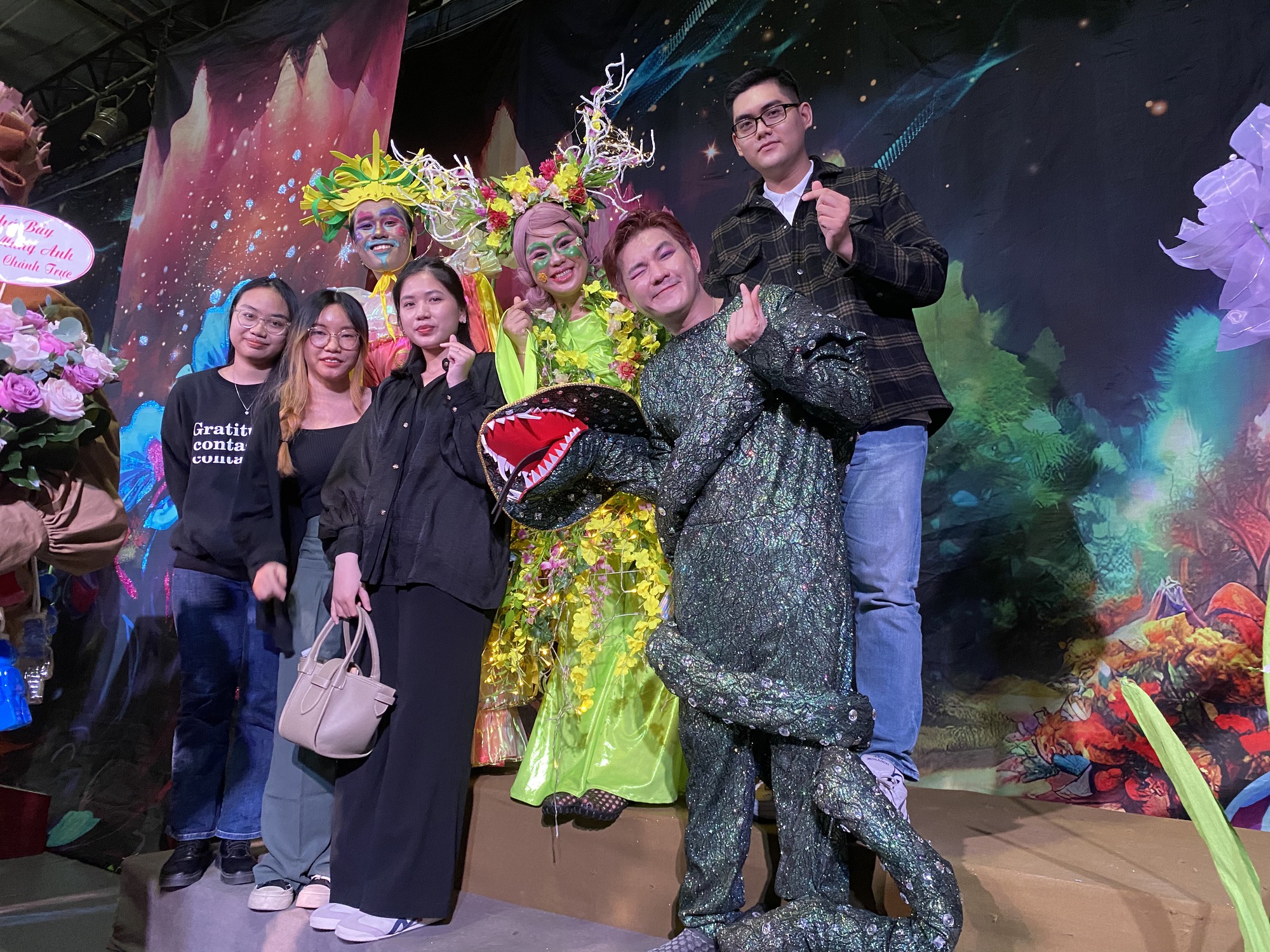 Người trẻ mê kịch