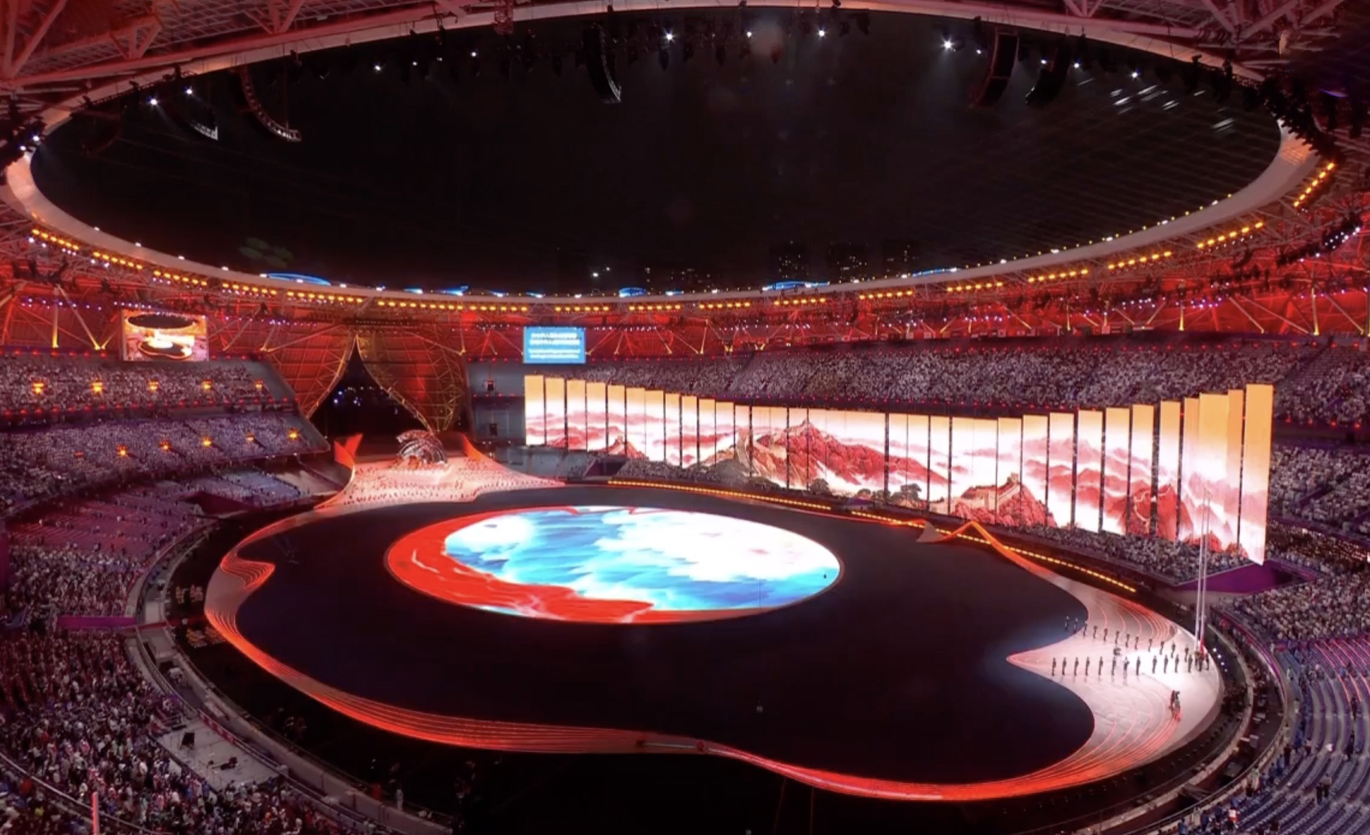 Khai mạc ASIAD 19: Từ tr&aacute;i tim đến tr&aacute;i tim, hướng về ch&acirc;u &Aacute; - Ảnh 18.