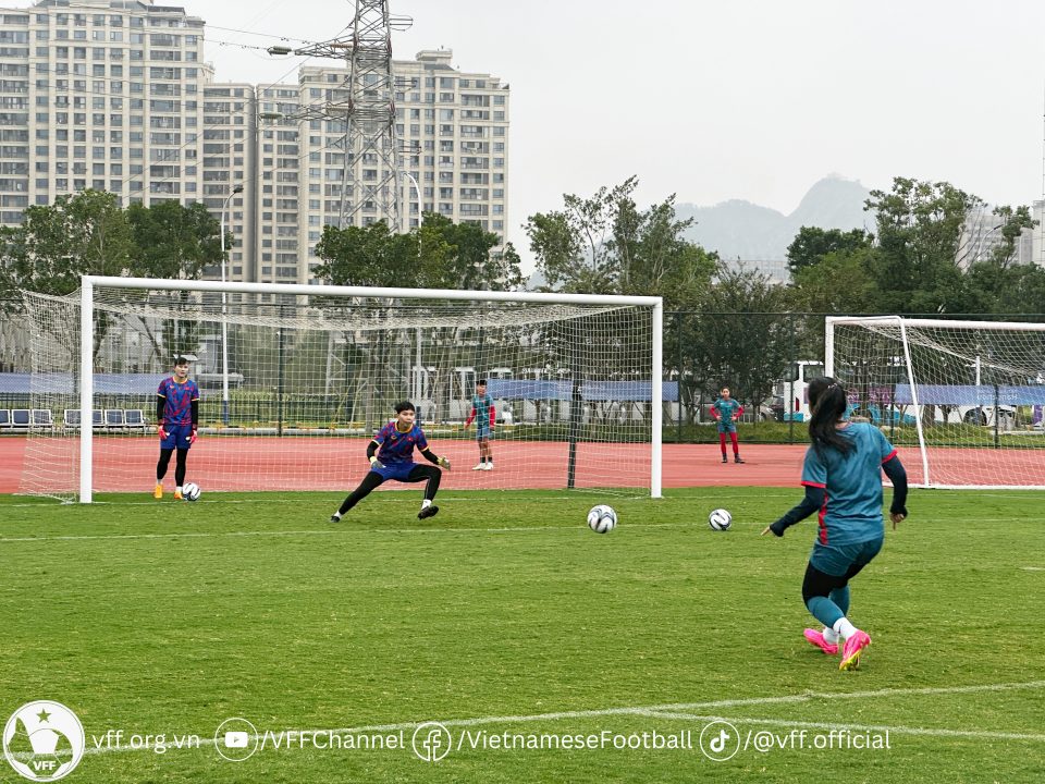 Tuyển nữ Việt Nam t&iacute;ch cực tập luyện chuẩn bị cho trận đấu thứ hai tại AISAD 19 - Ảnh 3.