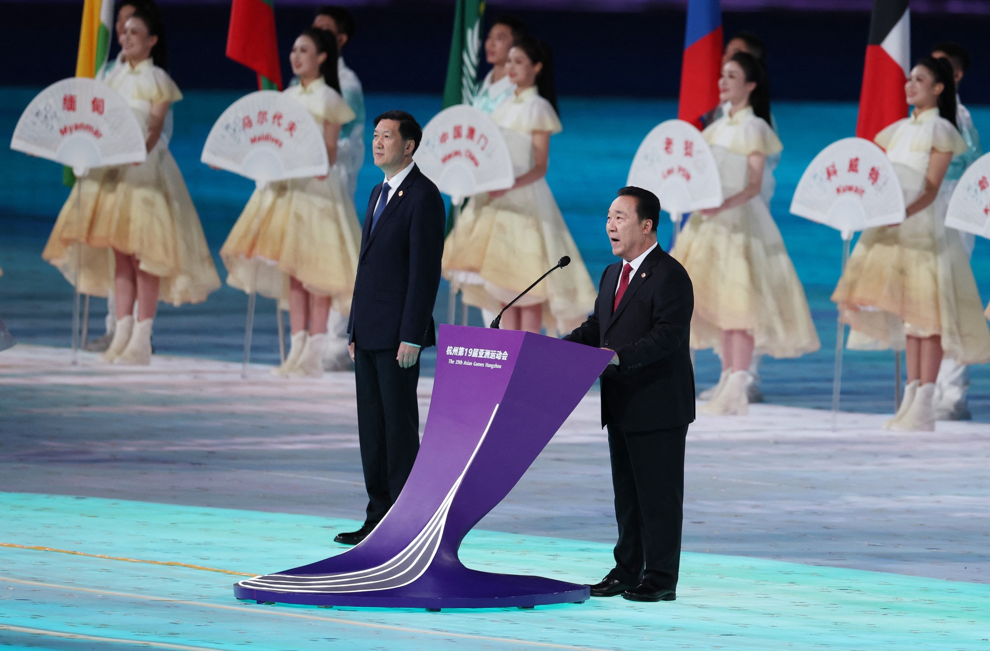 Khai mạc ASIAD 19: Từ tr&aacute;i tim đến tr&aacute;i tim, hướng về ch&acirc;u &Aacute; - Ảnh 10.