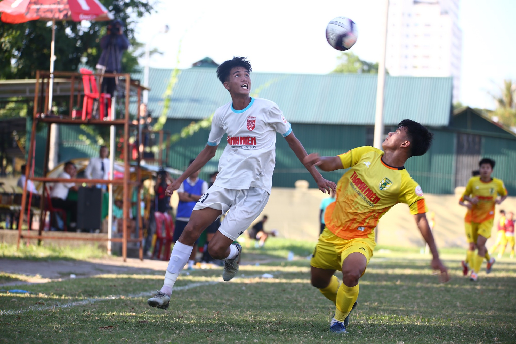 U21 quốc gia: X&aacute;c định 8 đội v&agrave;o tứ kết, Kh&aacute;nh Ho&agrave; đ&aacute;nh bại TP HCM gi&uacute;p Viettel gi&agrave;nh v&eacute; vớt - Ảnh 2.