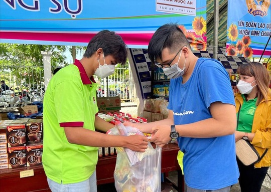 Xin l&ugrave;i thời gian tr&igrave;nh nghị định về lương tối thiểu v&ugrave;ng  - Ảnh 1.