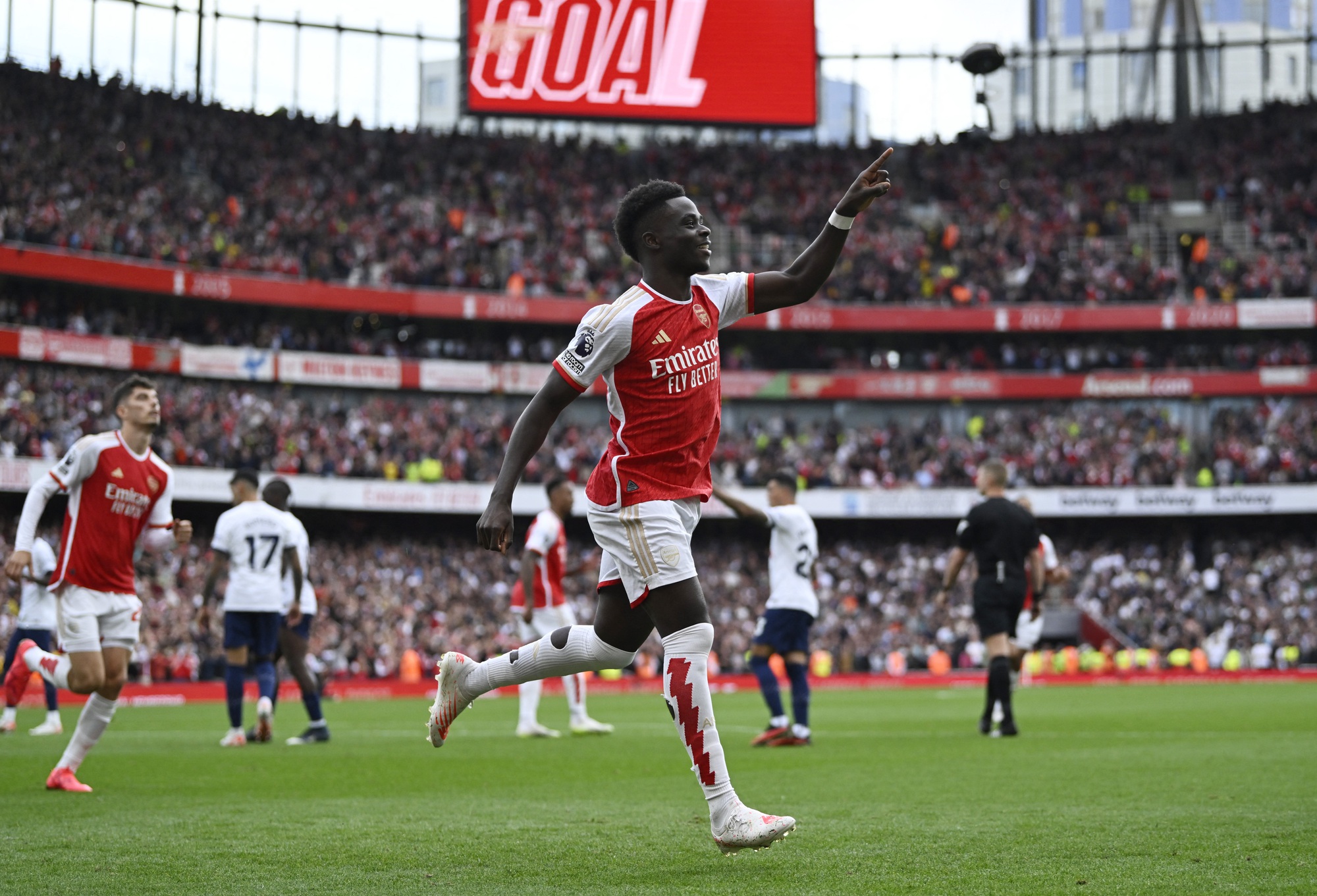 Rượt đuổi kịch tính, Tottenham cầm chân Arsenal - Ảnh 5.