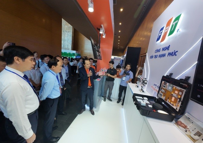 FPT trình diễn công nghệ lấy hạnh phúc của người dùng làm kim chỉ nam
