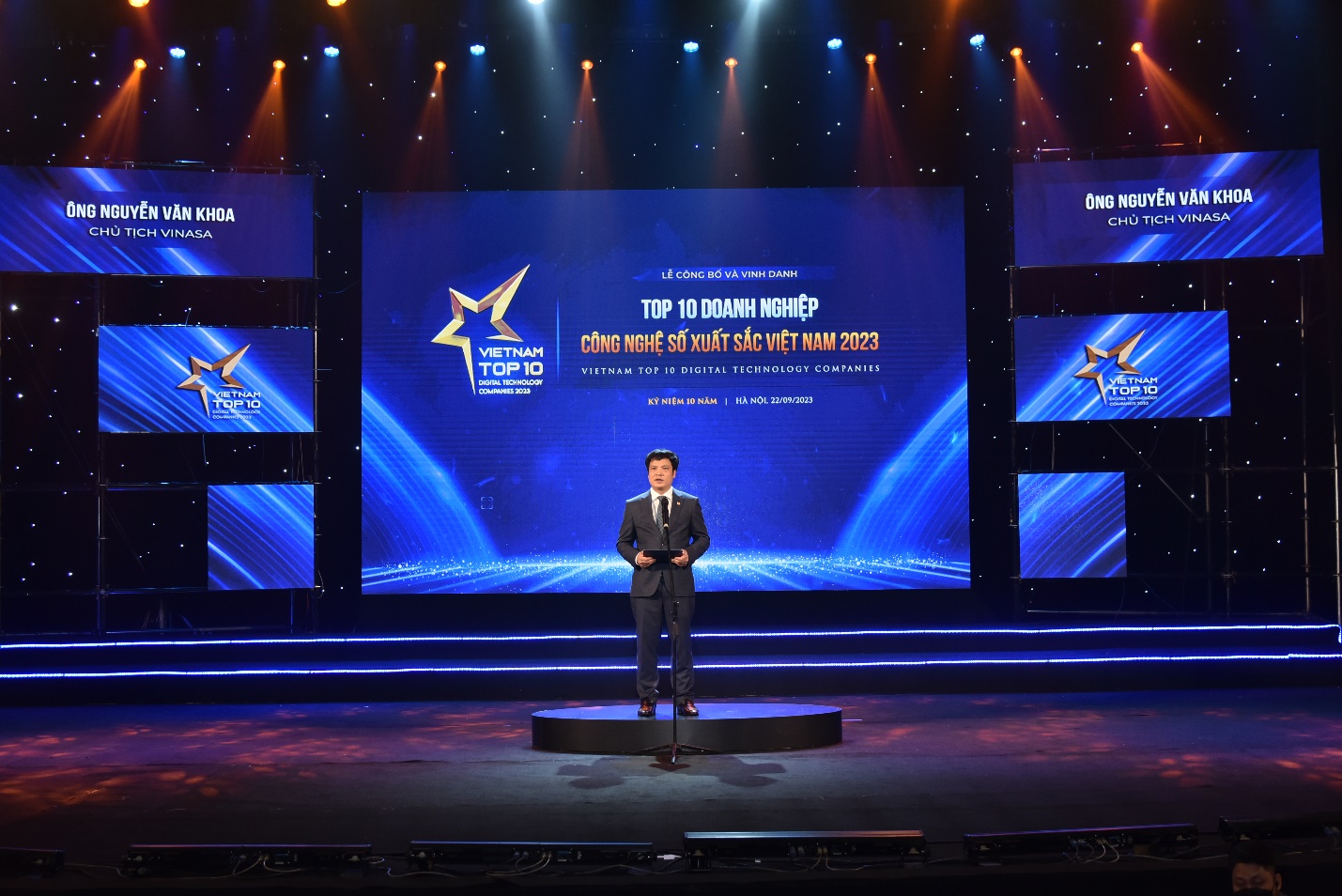 FPT gi&agrave;nh 9 giải Top 10 doanh nghiệp CNTT Việt Nam 2023 - Ảnh 4.