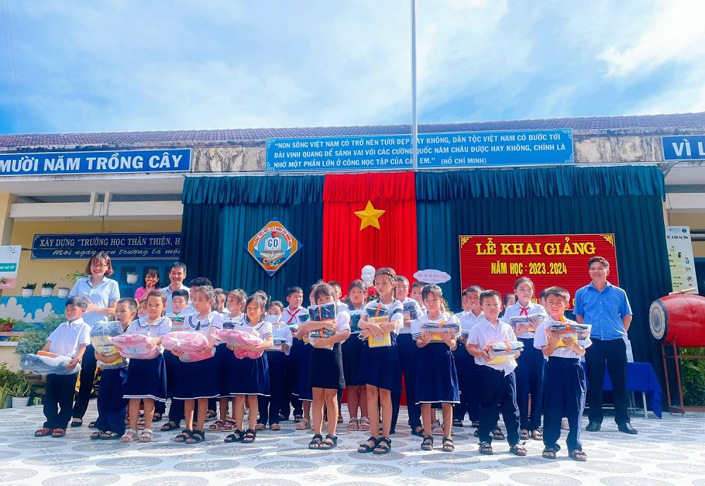 Tuổi trẻ Khatoco tiếp nối truyền thống, phát huy văn hóa Khatoco - Ảnh 6.