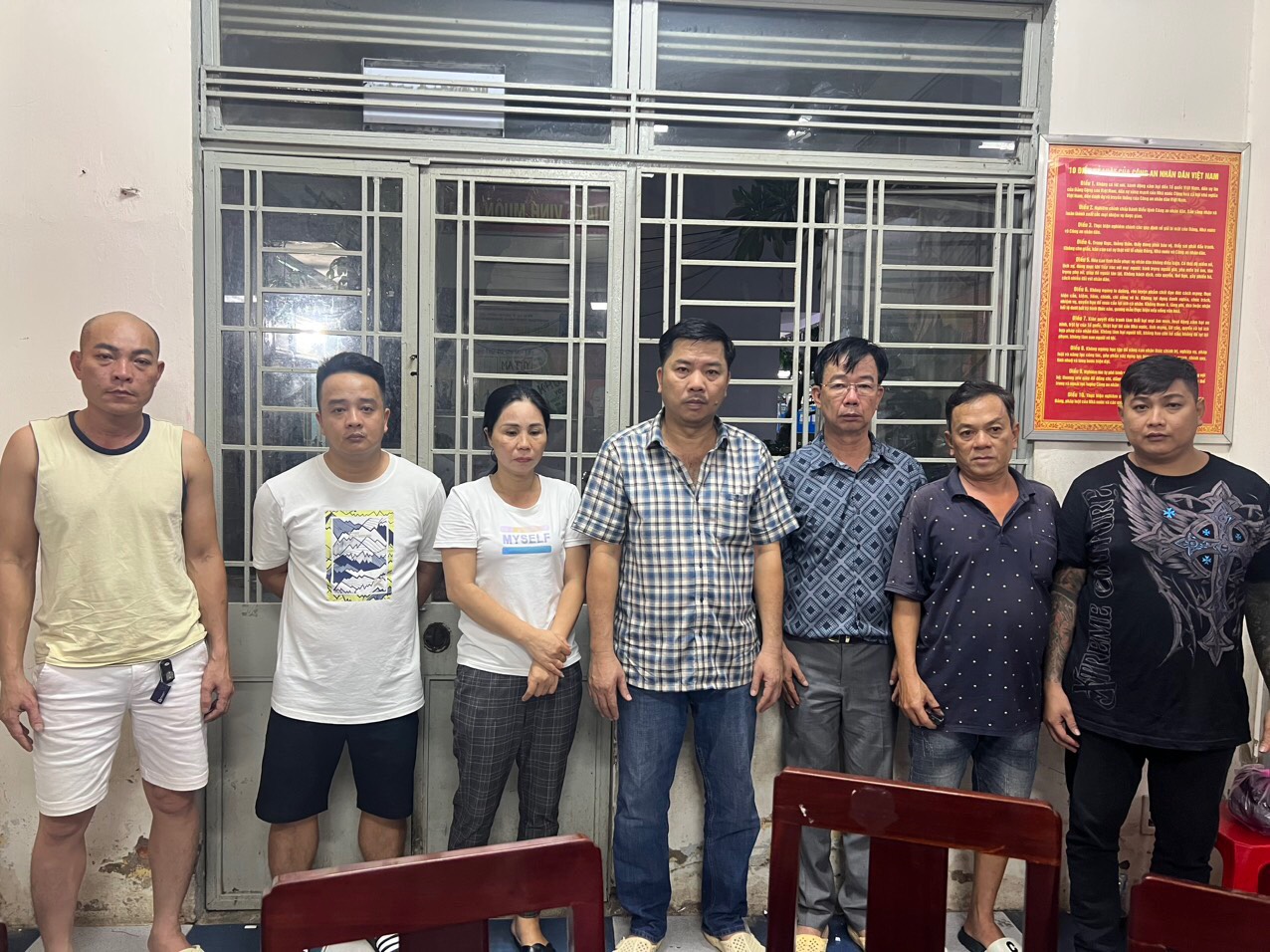 Bí mật bên trong bãi xe 533 ở quận Tân Phú, TP HCM