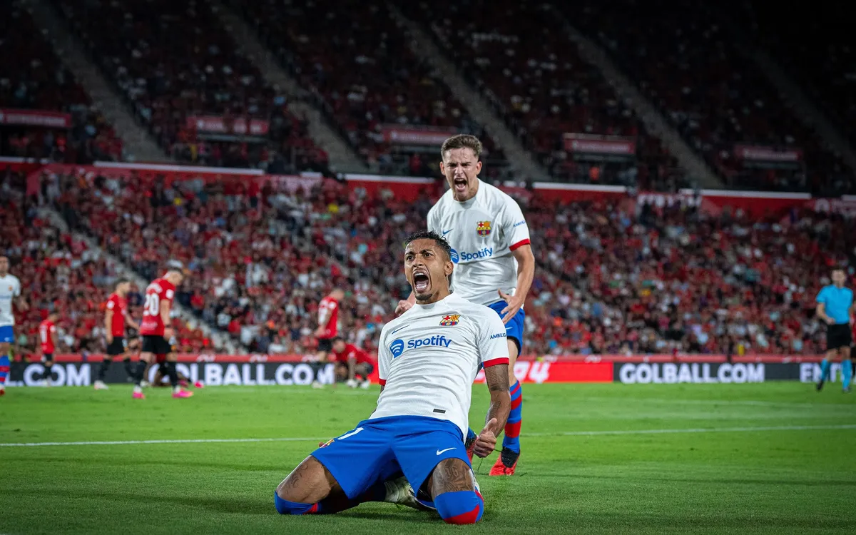 Su&yacute;t thua Mallorca, Barcelona bỏ lỡ cơ hội bứt ph&aacute; ở La Liga - Ảnh 4.