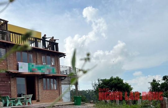 Vụ homestay tr&ecirc;n n&uacute;i Cấm: Buộc phải th&aacute;o dỡ, tr&aacute;ch nhiệm thuộc về ai? - Ảnh 4.
