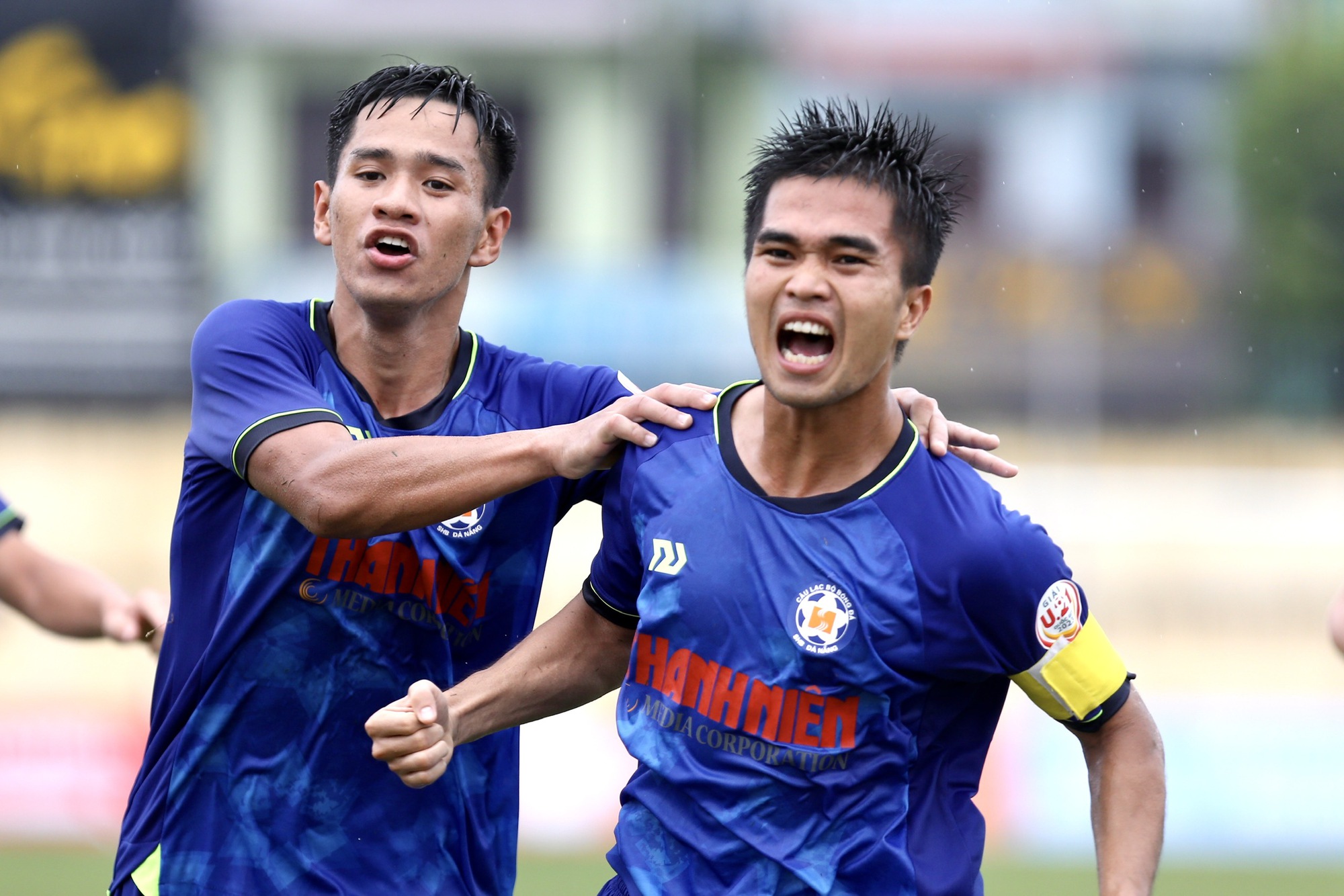 U21 quốc gia: c&aacute;c tuyển thủ U23 Việt Nam đồng loạt nổ s&uacute;ng, x&aacute;c định 4 đội v&agrave;o b&aacute;n kết - Ảnh 4.