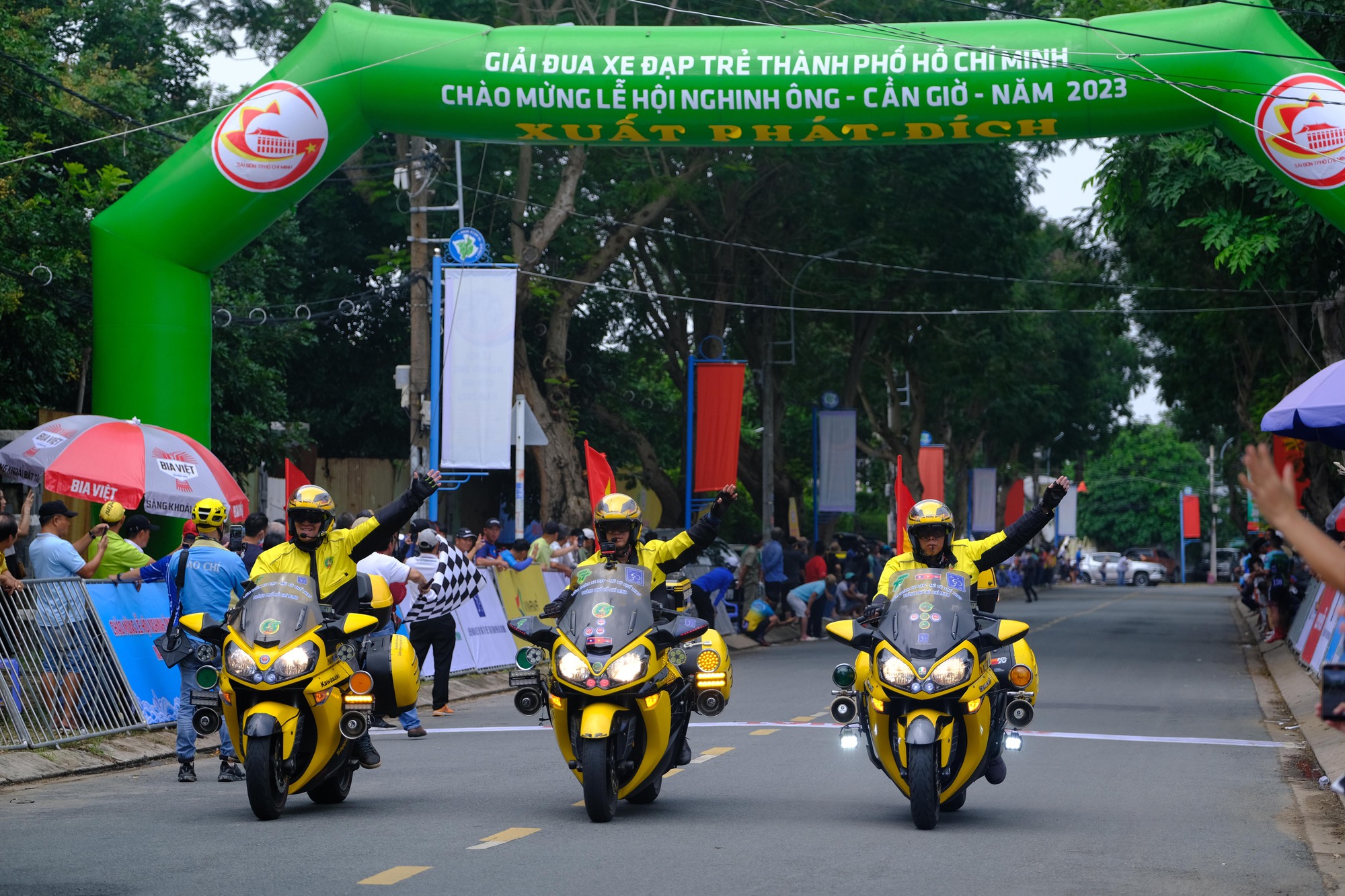 S&ocirc;i động lễ hội Nghinh &Ocirc;ng Cần Giờ 2023  - Ảnh 8.