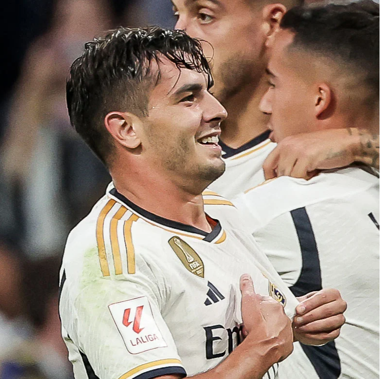 Kép phụ tỏa sáng, Real Madrid thắng dễ dàng Las Palmas