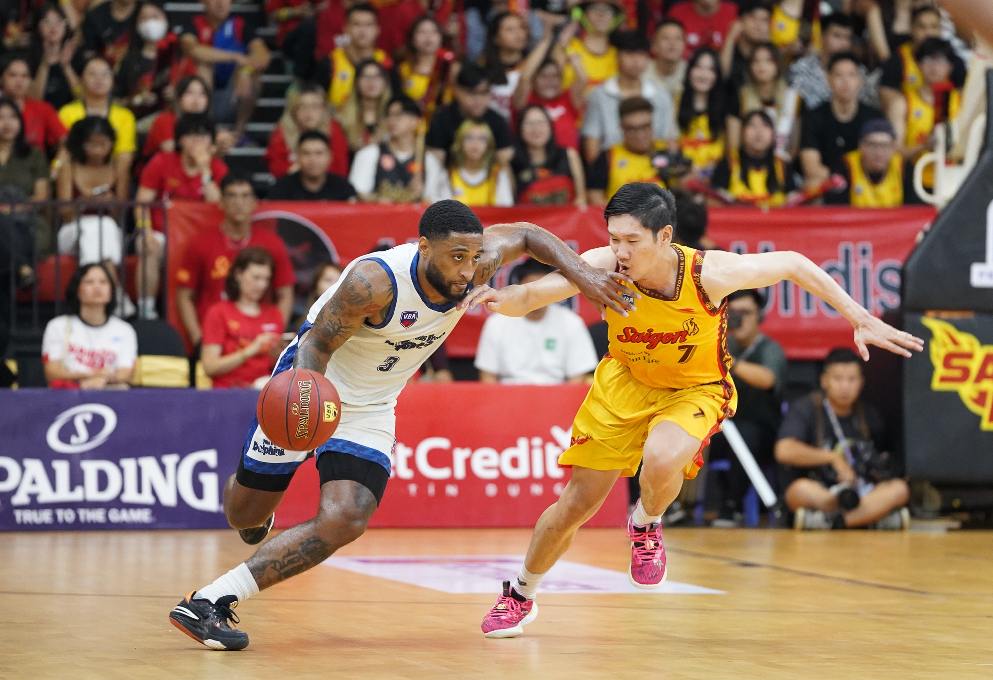 Saigon Heat v&ocirc; địch lần thứ 4 li&ecirc;n tiếp, lần đầu tr&ecirc;n s&acirc;n nh&agrave; - Ảnh 2.