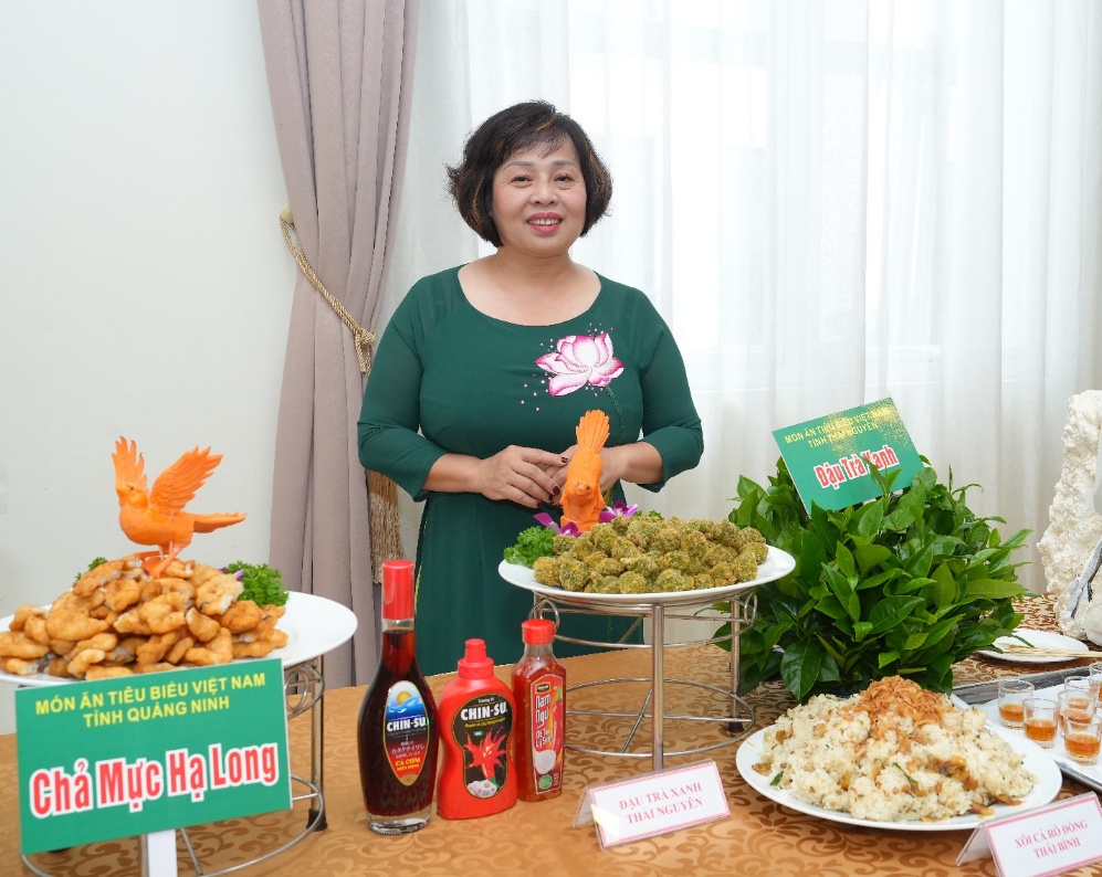 CHIN-SU đồng h&agrave;nh c&ugrave;ng Hiệp hội văn h&oacute;a ẩm thực Việt Nam vinh danh 121 m&oacute;n ăn ti&ecirc;u biểu năm 2022 - Ảnh 4.