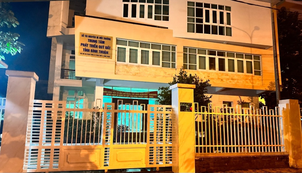 C&aacute;ch chức Gi&aacute;m đốc Trung t&acirc;m Ph&aacute;t triển quỹ đất tỉnh B&igrave;nh Thuận