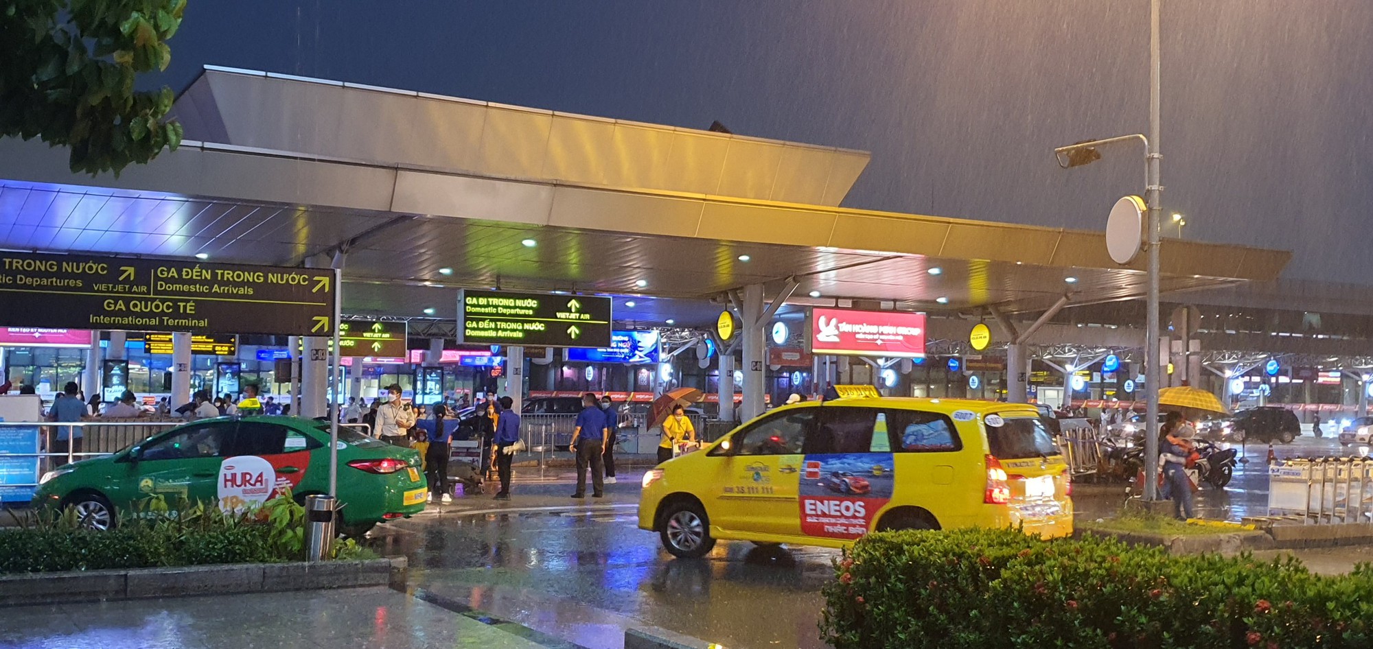 Bồi dưỡng kỹ năng giao tiếp cho t&agrave;i xế taxi s&acirc;n bay T&acirc;n Sơn Nhất