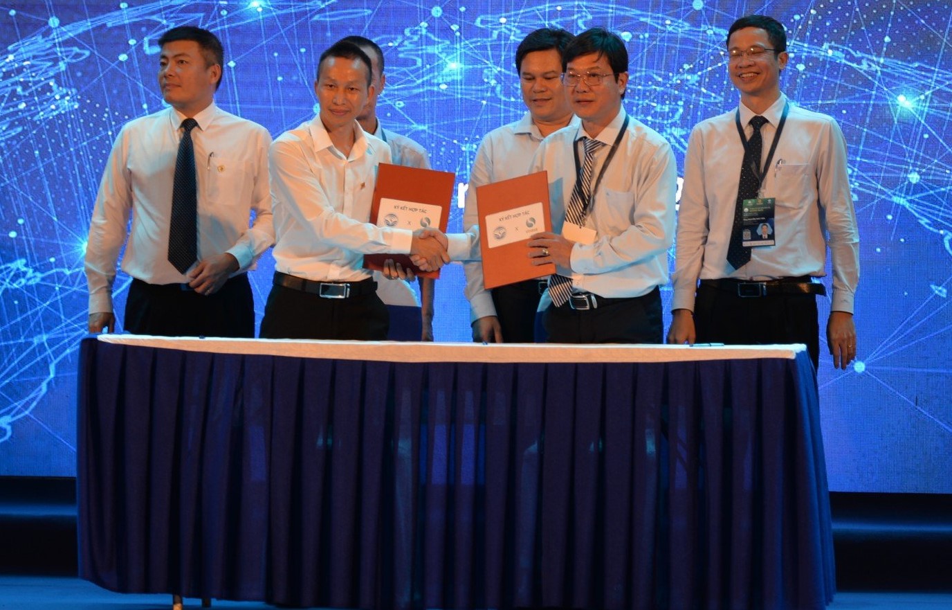 Quảng Ngãi: Khai mạc tuần lễ chuyển đổi số năm 2023 - Ảnh 4.