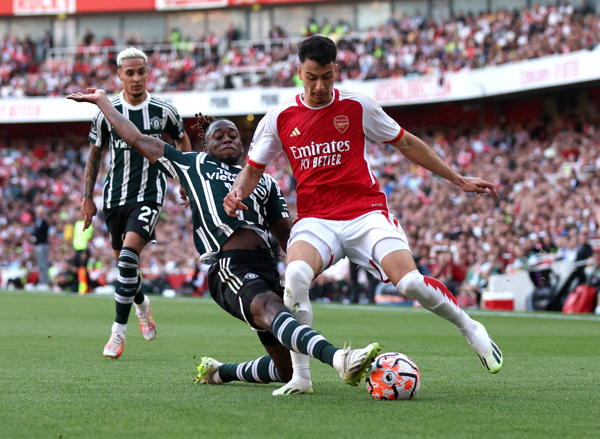 VAR gây náo loạn trận đại chiến, Man United lại thảm bại trên sân Arsenal - Ảnh 7.