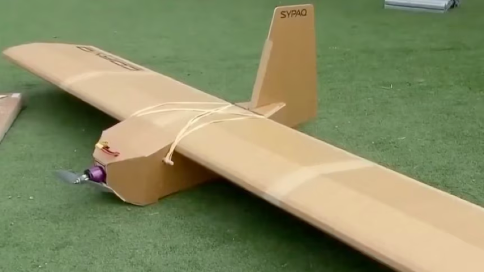 UAV bìa cứng lợi hại trong xung đột Nga - Ukraine