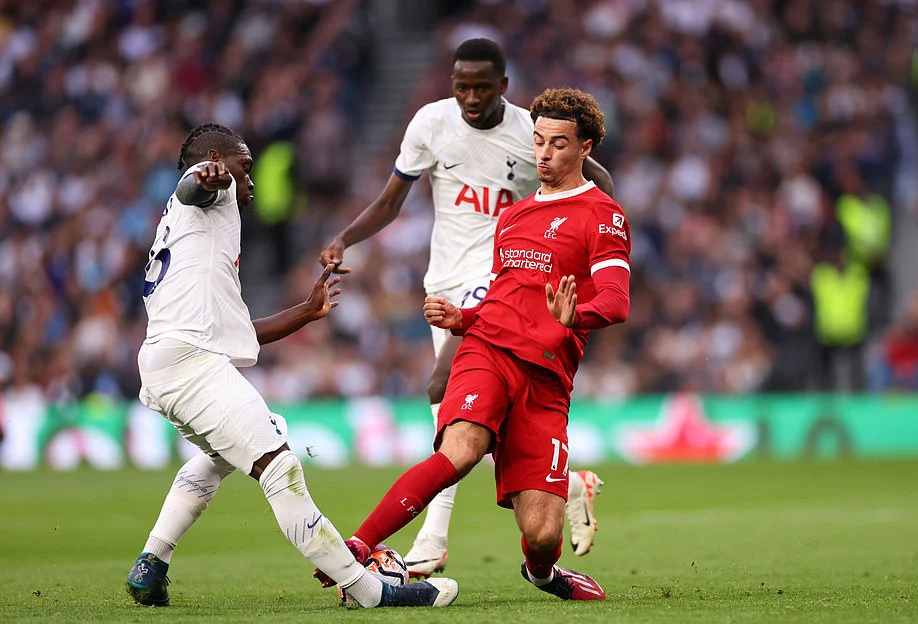 Thẻ đỏ định đoạt đại chiến, Tottenham thắng nghẹt thở Liverpool - Ảnh 3.