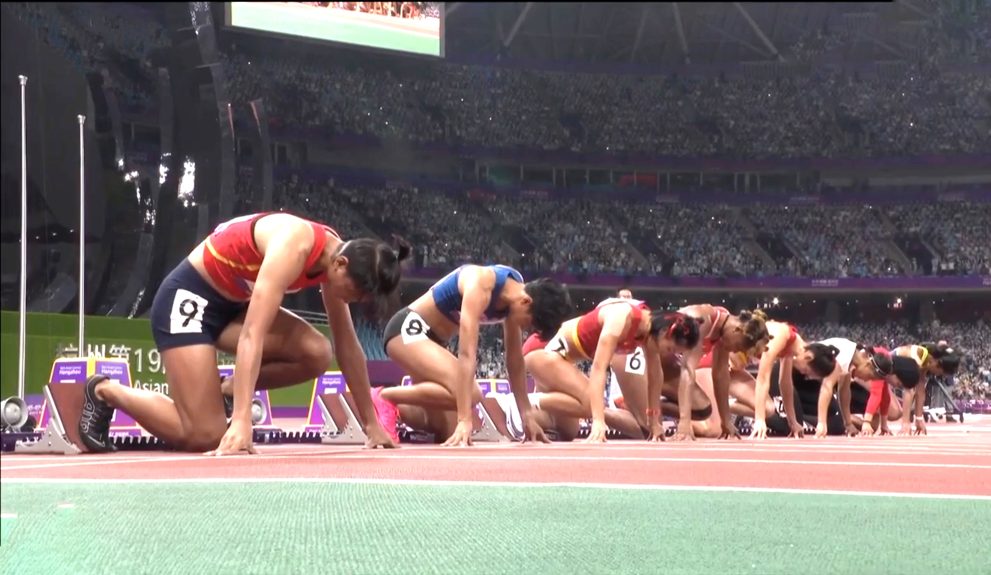ASIAD 19 ngày 30-9: Trần Thị Nhi Yến xếp hạng 8 cự ly 100m nữ - Ảnh 1.