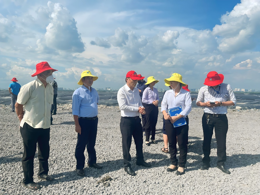HĐND huyện B&igrave;nh Ch&aacute;nh: Kiểm tra c&ocirc;ng t&aacute;c bảo vệ m&ocirc;i trường tại VWS - Ảnh 1.