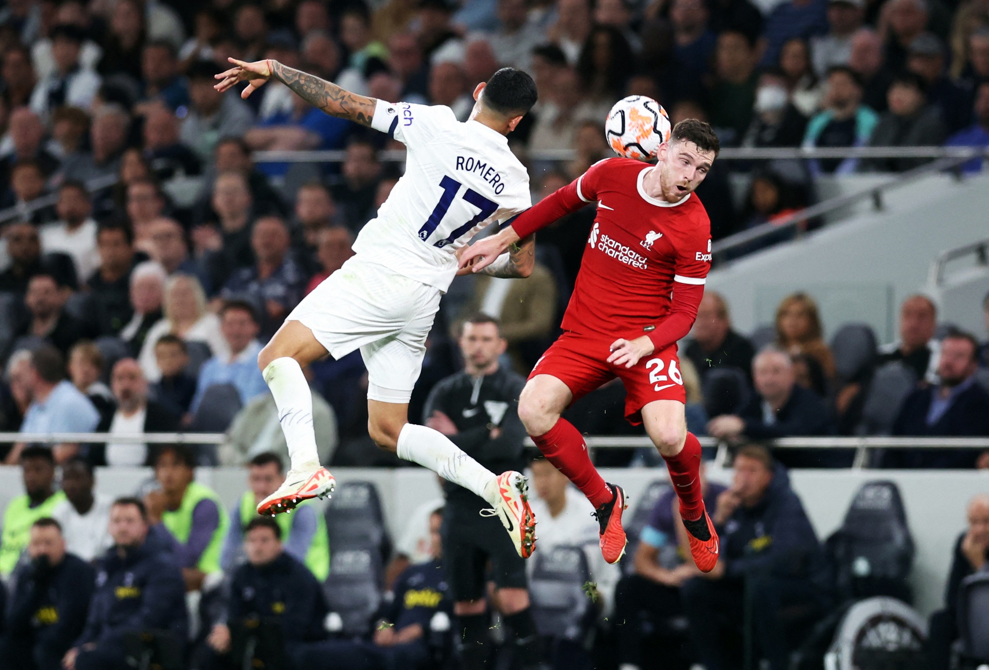 Thẻ đỏ định đoạt đại chiến, Tottenham thắng nghẹt thở Liverpool - Ảnh 1.