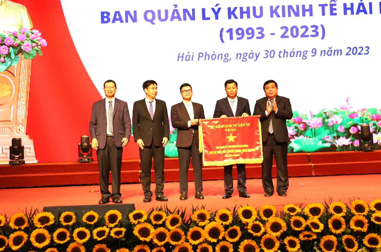 Hải Phòng cần tiên phong thay đổi hướng phát triển mô hình khu công nghiệp, khu kinh tế