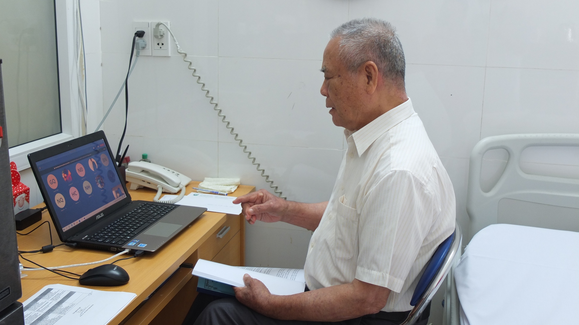 Cả đời truyền lửa đam mê