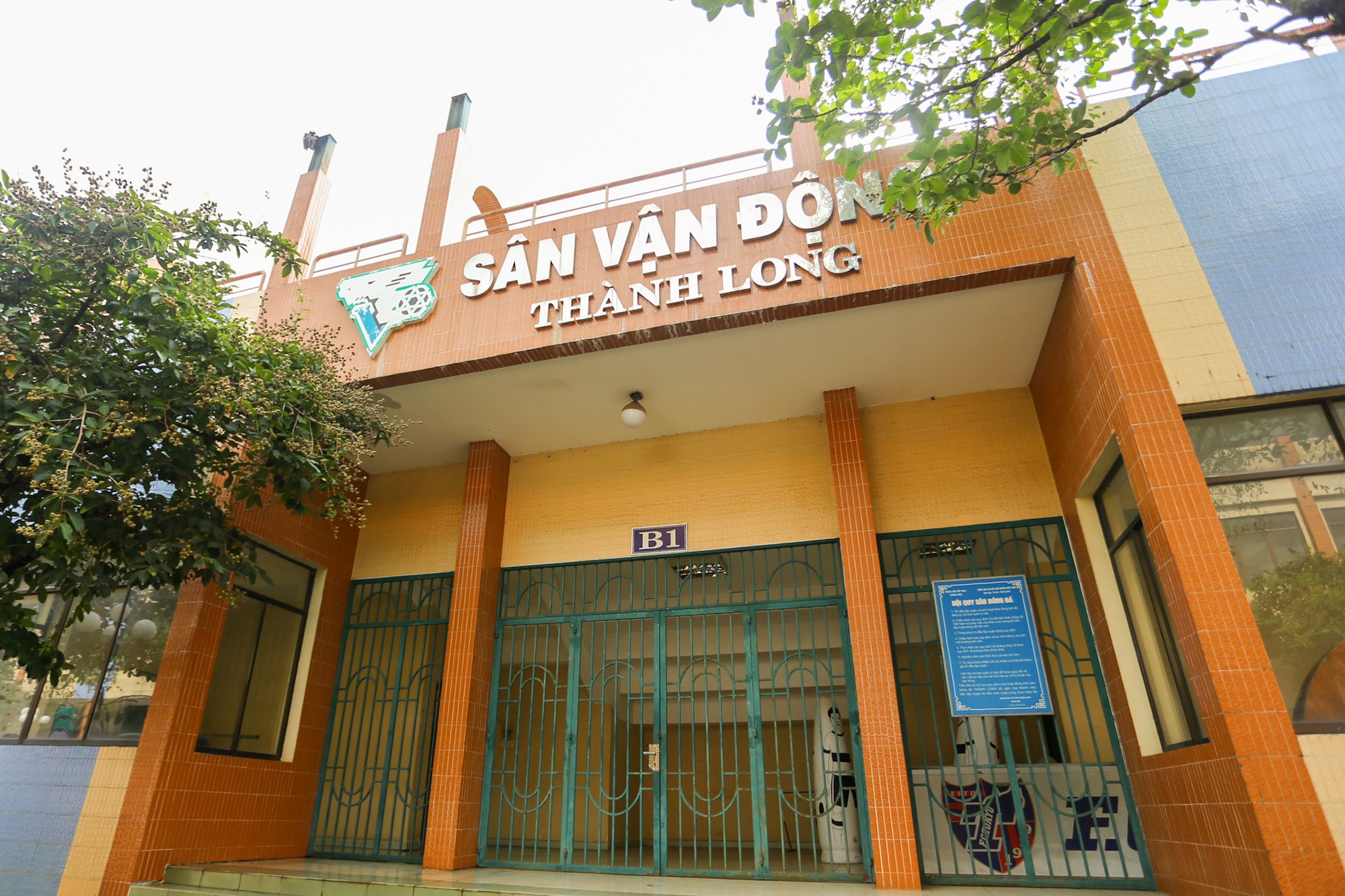 Phóng sự ảnh: Hoang tàn ở đại bản doanh của Sài Gòn FC
