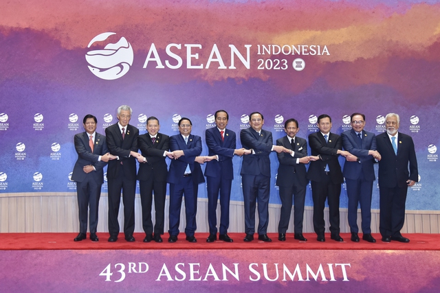 Tổng thống Indonesia trao Giải thưởng ASEAN 2023 cho doanh nh&acirc;n Nguyễn Thị Tuyết Minh - Ảnh 3.