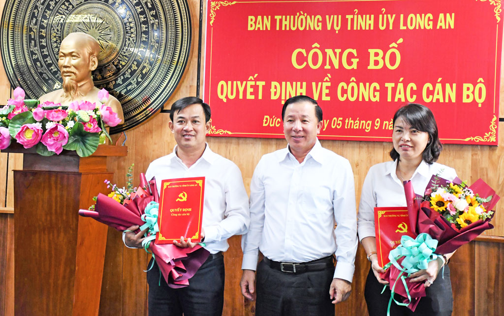 Long An điều động, bổ nhiệm nhiều cán bộ lãnh đạo