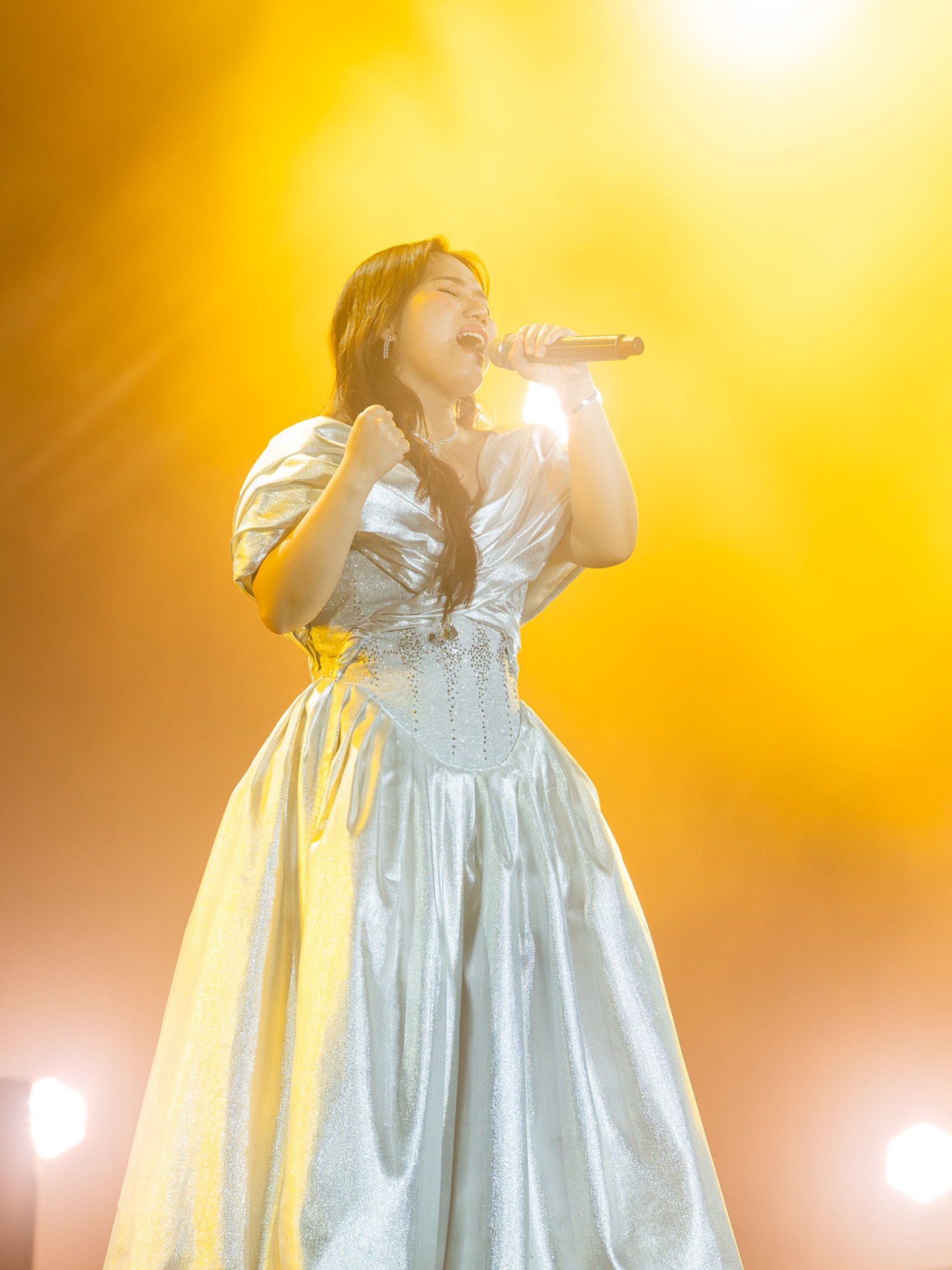 Cơn mưa lớn kh&ocirc;ng thể giảm nhiệt Let&rsquo;s Charm Fest 2023 - Ảnh 5.