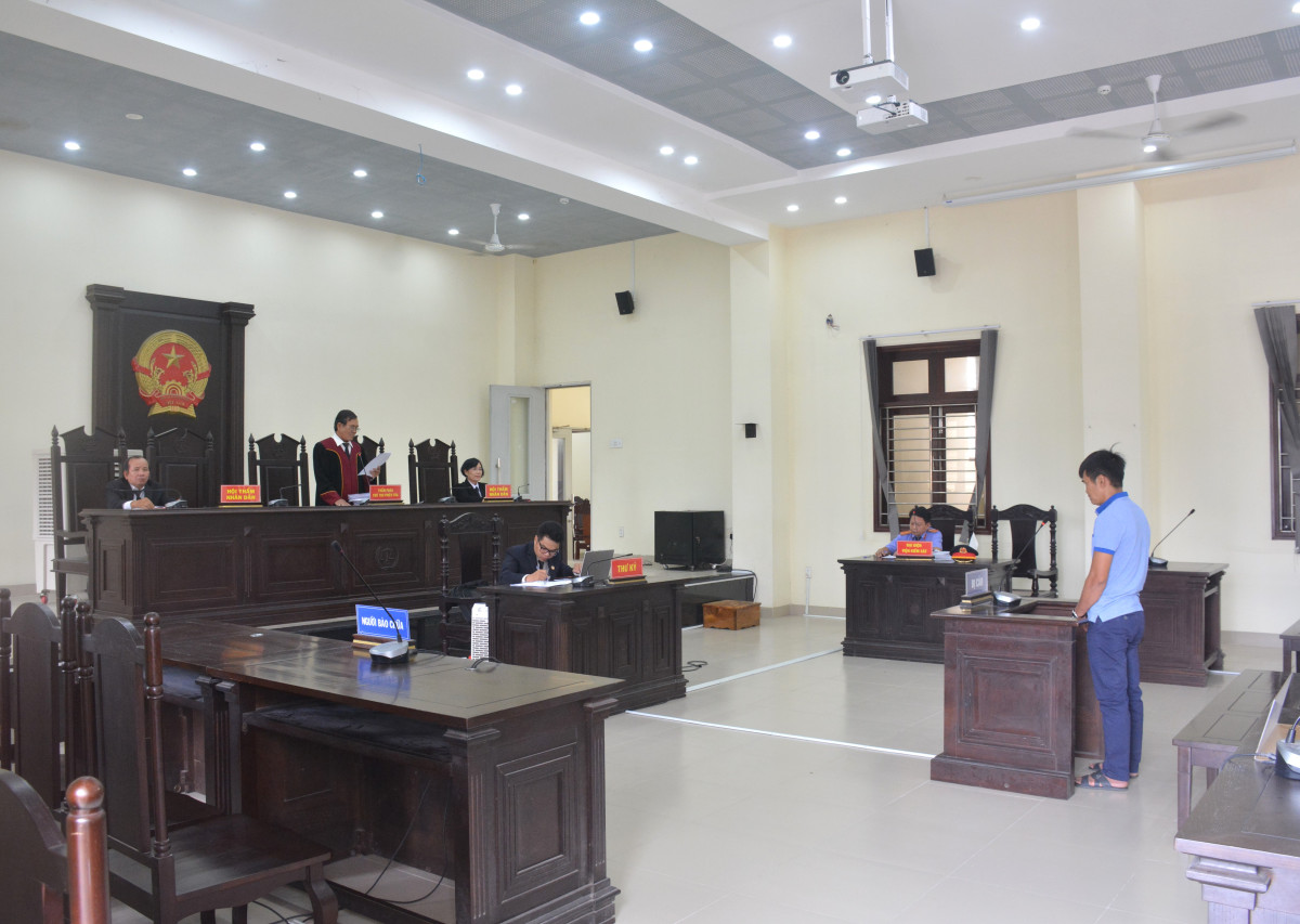 C&aacute;i gi&aacute; phải trả của Huỳnh Văn Thanh - người bu&ocirc;n lậu 39kg v&agrave;ng - Ảnh 1.