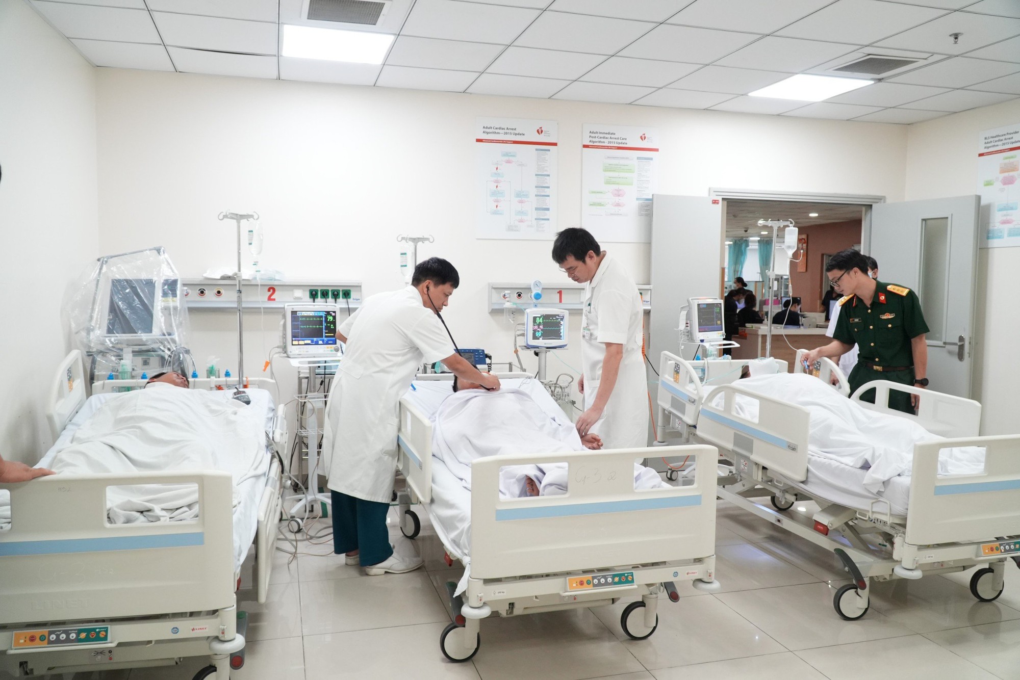 3 ngư dân ở Bình Thuận gặp nạn khi lặn biển - Ảnh 1.