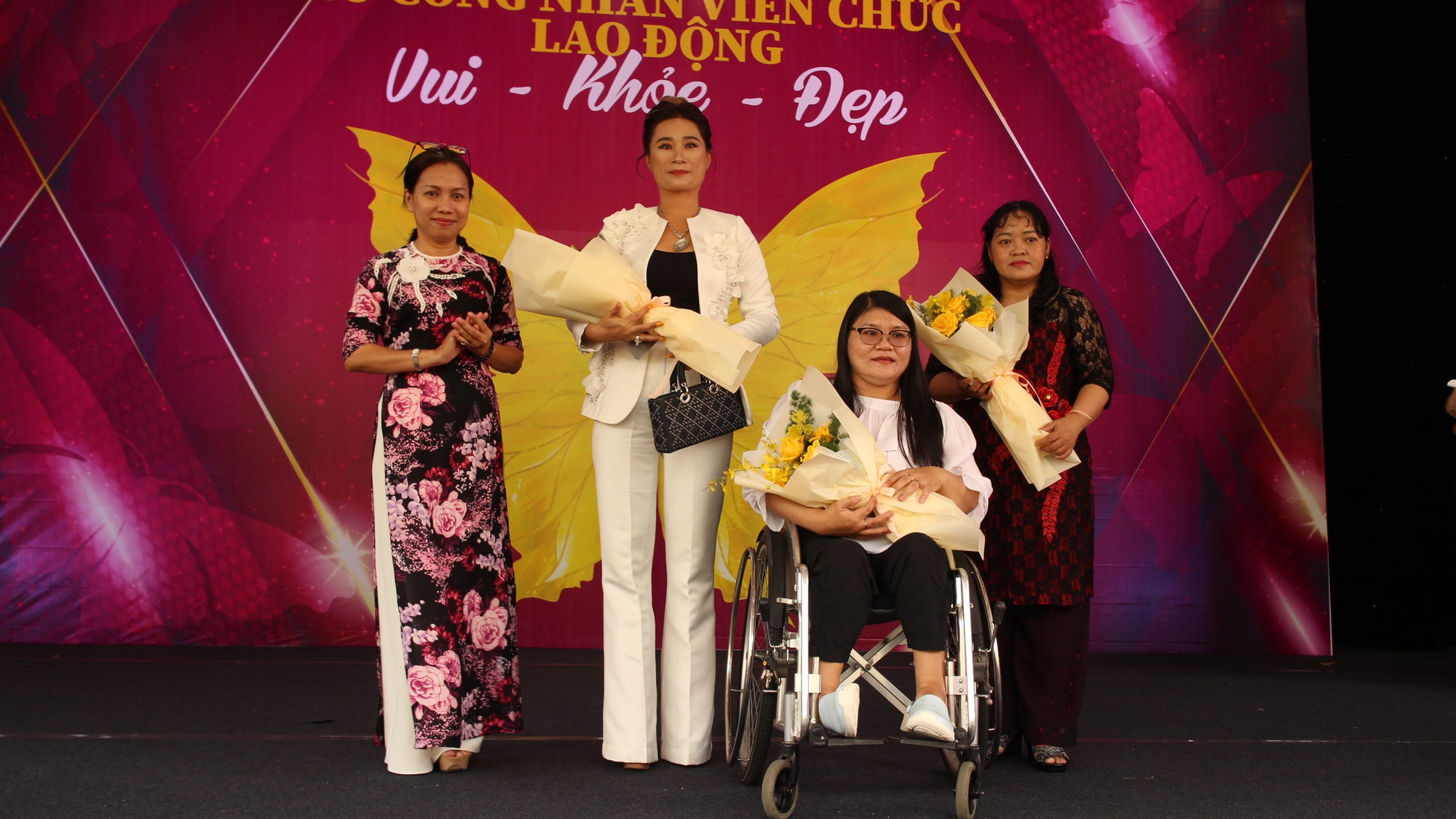CHUYỆN VỪA ĐẸP VỪA LẠ: Những bà chủ lật ngược số phận - Ảnh 4.