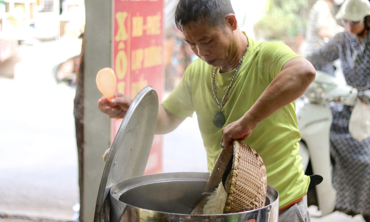X&ocirc;i: m&oacute;n ăn vặt đặc sắc, phong ph&uacute; ở nhiều v&ugrave;ng miền Việt Nam - Ảnh 6.