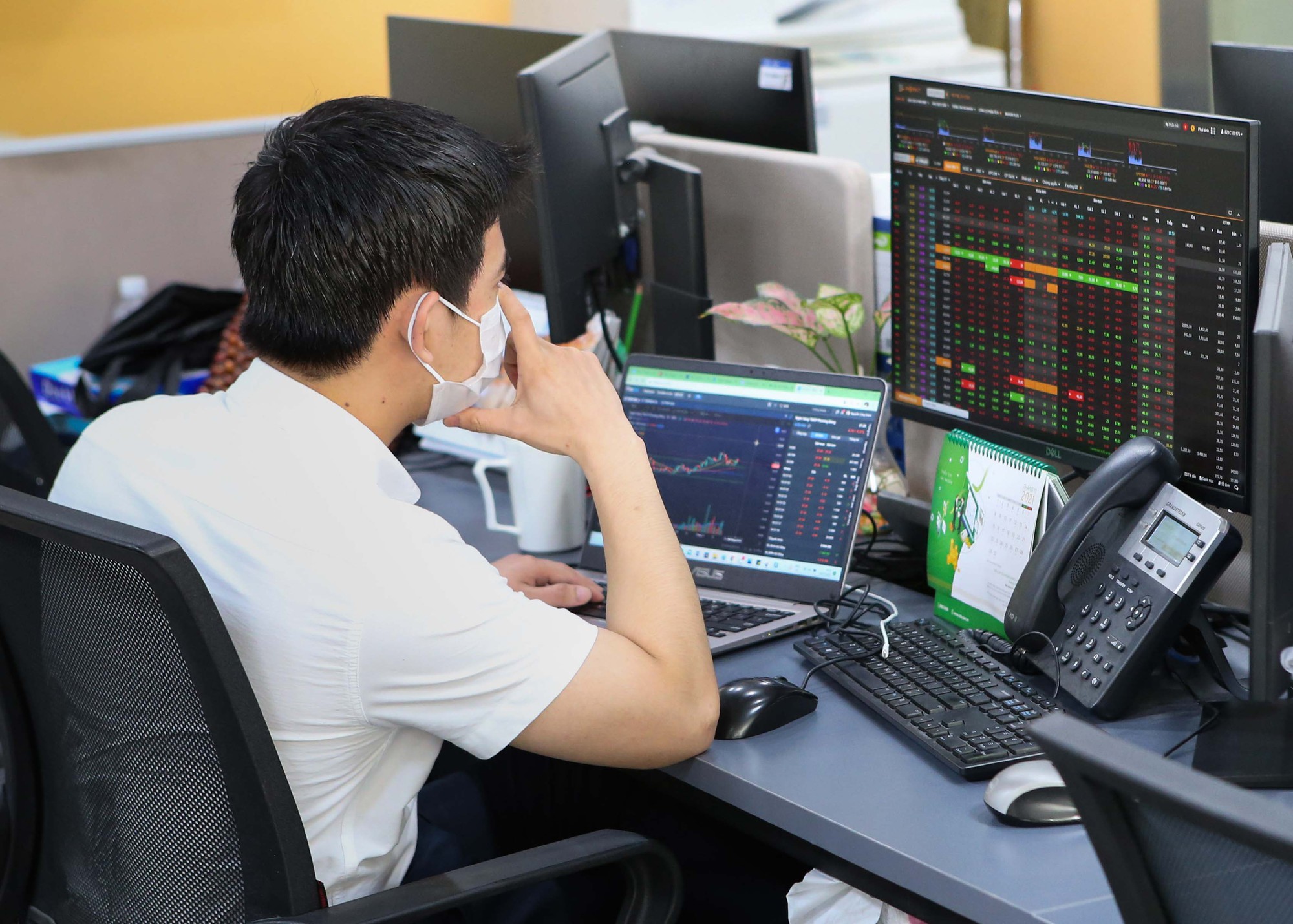Những cổ phiếu đáng chú ý ngày 8-9 - Ảnh 1.