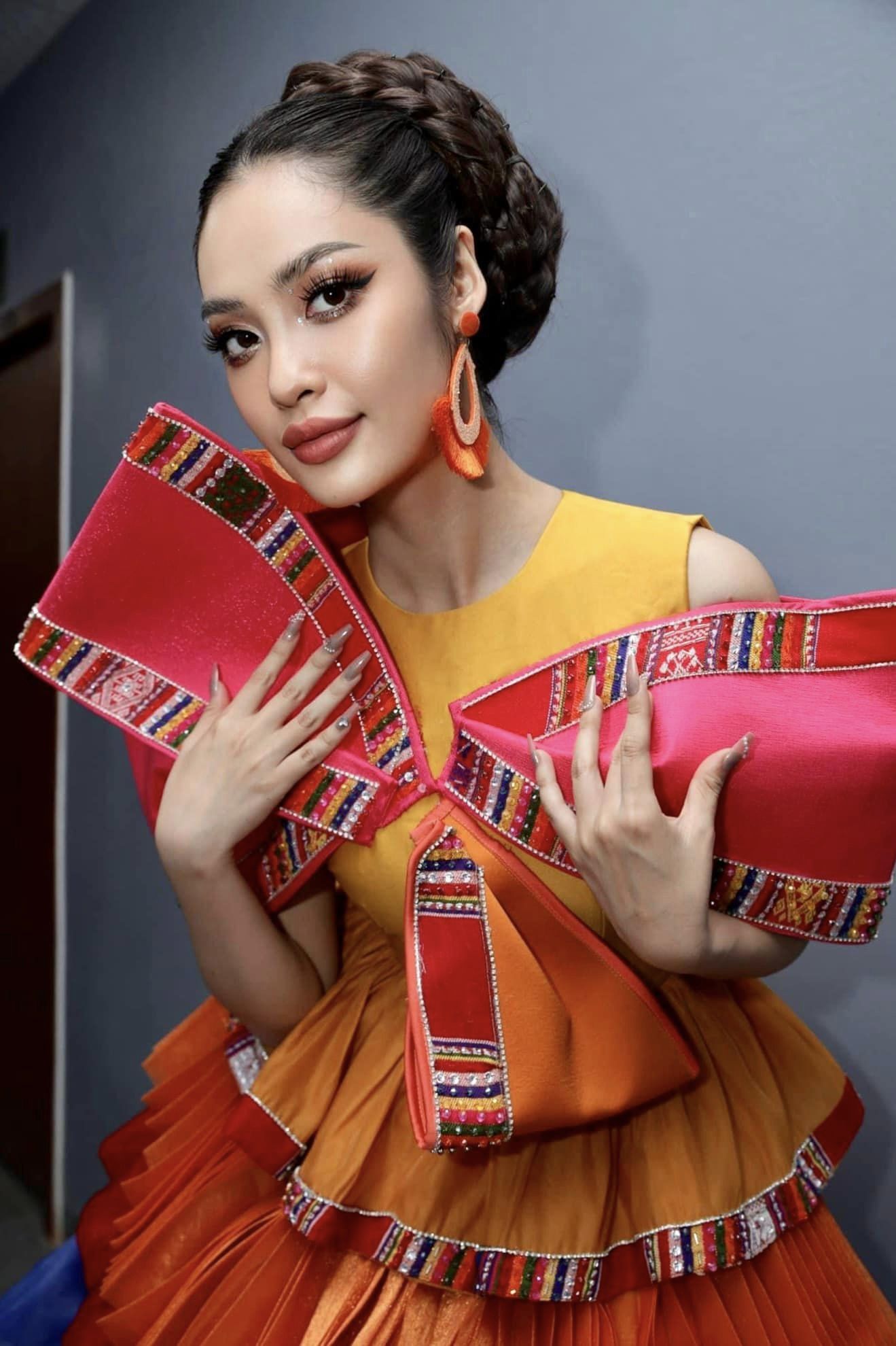 Một n&agrave;ng hậu khiến d&acirc;n t&igrave;nh hoang mang khi &ldquo;cạo trọc đầu&rdquo; - Ảnh 3.