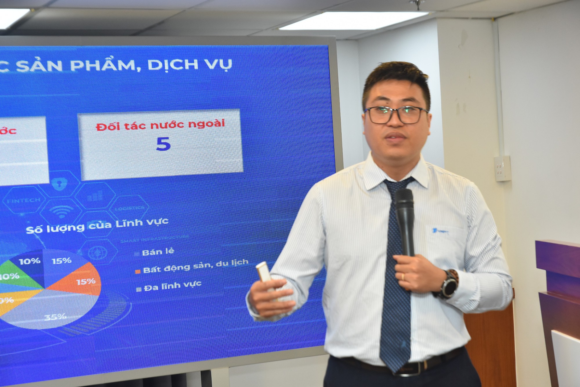 undefined - Ảnh 1.
