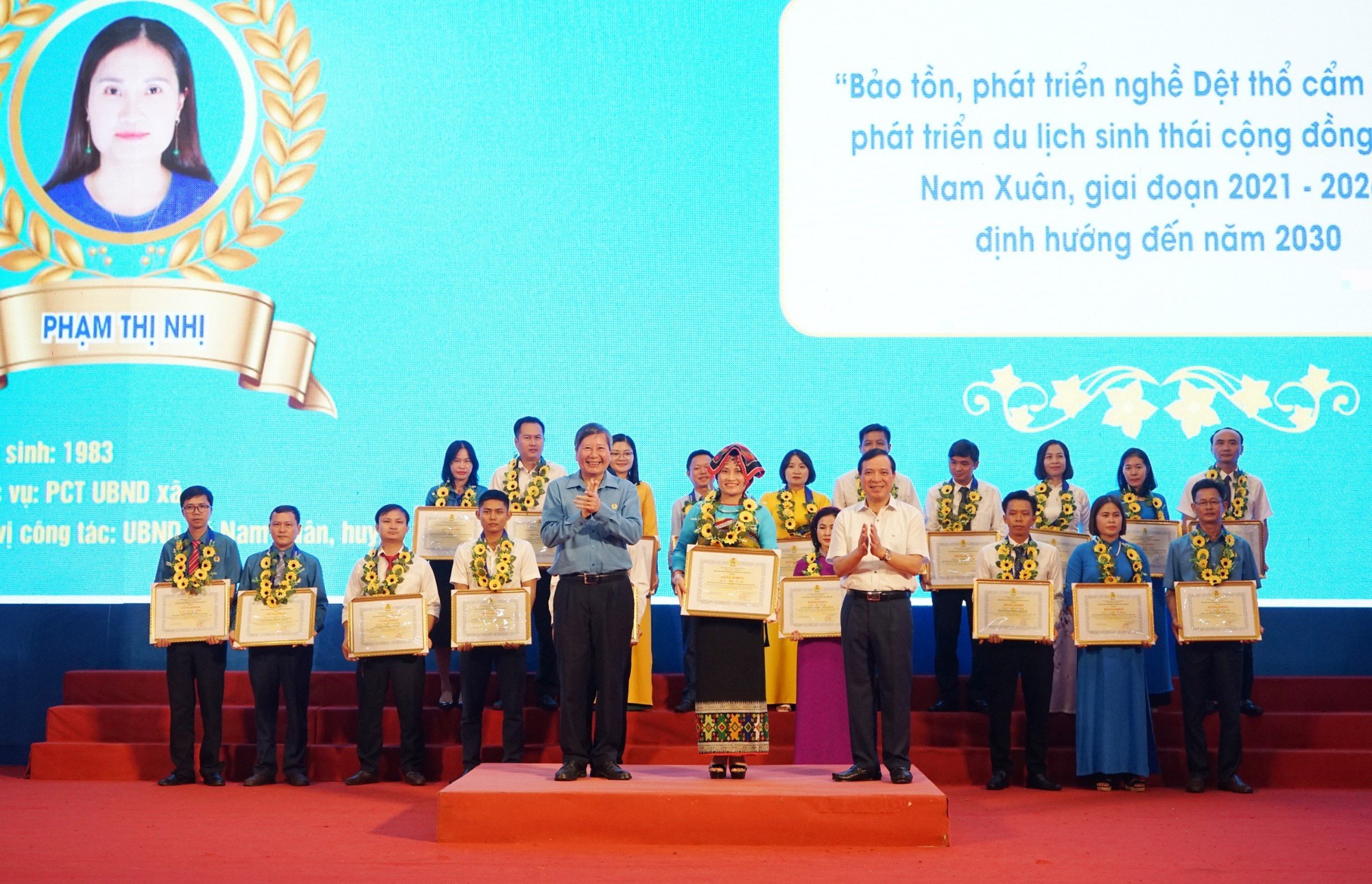 Chương tr&igrave;nh 1 triệu s&aacute;ng kiến: 247 tập thể, c&aacute; nh&acirc;n ở Thanh H&oacute;a được t&ocirc;n vinh - Ảnh 1.