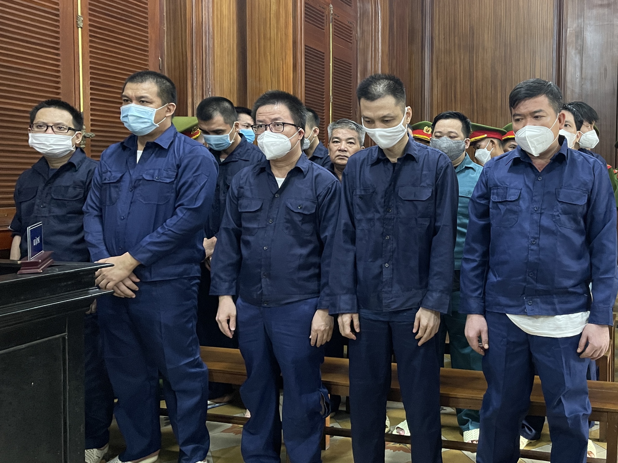 Một phút nể nang, một đời ân hận